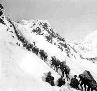 Chilkoot Pass climb, 1898 (Klondike Gold Rush)